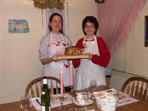 031225_0016_A1 Kym and Kathy Prepare Dinner for Christmas 2003