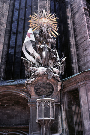 790600_0196_F1 Stephansdom, St Stephen's Cathedral in Vienna Austria