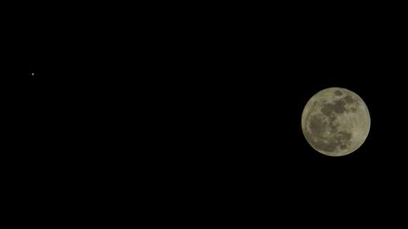 150203_2483_SX50 Snow Moon and Jupiter