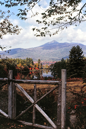 791009_0001_F1 Mount Washington New Hampshire in Autumn