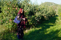 211019_05517_A7RIV Kym in the Apple Orchard at Warwick Valley Winery