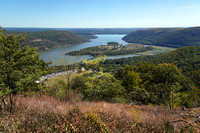 190927_00001_A7RIV The Lower Hudson Valley from Bear Mountain in Early Autumn